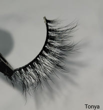 Load image into Gallery viewer, Tonya (7953621745887)