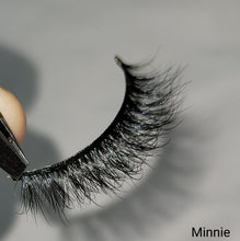Load image into Gallery viewer, Minnie (7953614962911)
